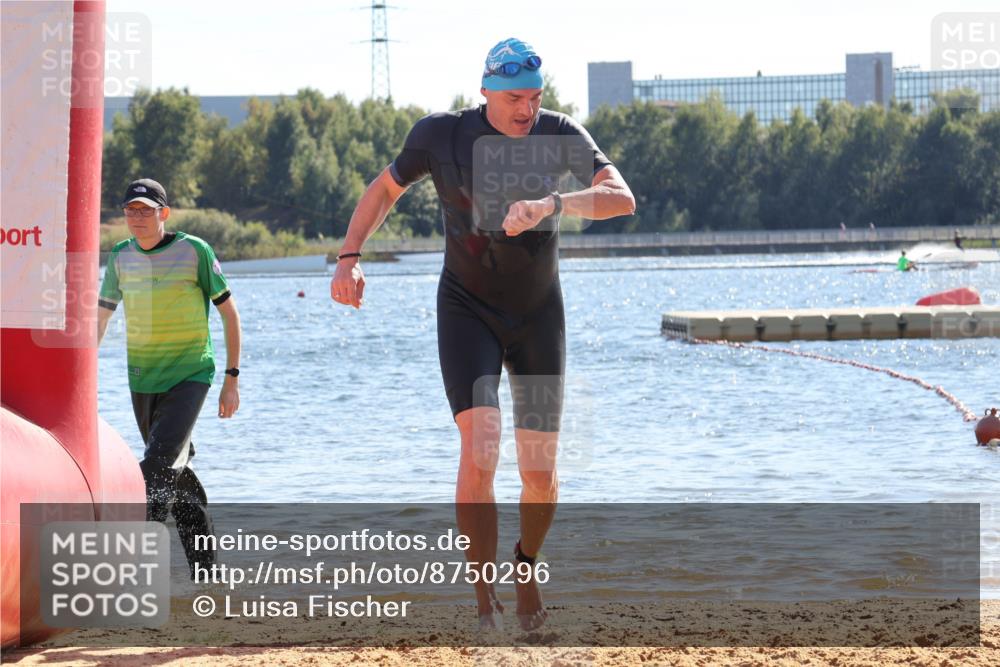 07.09.2025 - 19. Norderstedt Triathlon Luisa Fischer http://msf.ph/oto/8750296 07.09.2025 15:19:33 Schwimmen 371, 386, 1452 meine-sportfotos.de