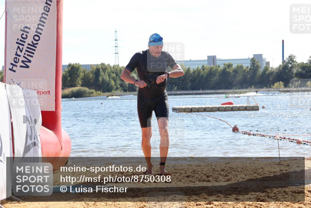 07.09.2025 - 19. Norderstedt Triathlon Luisa Fischer http://msf.ph/oto/8750308 07.09.2025 15:19:34 Schwimmen 371, 386, 1452 meine-sportfotos.de