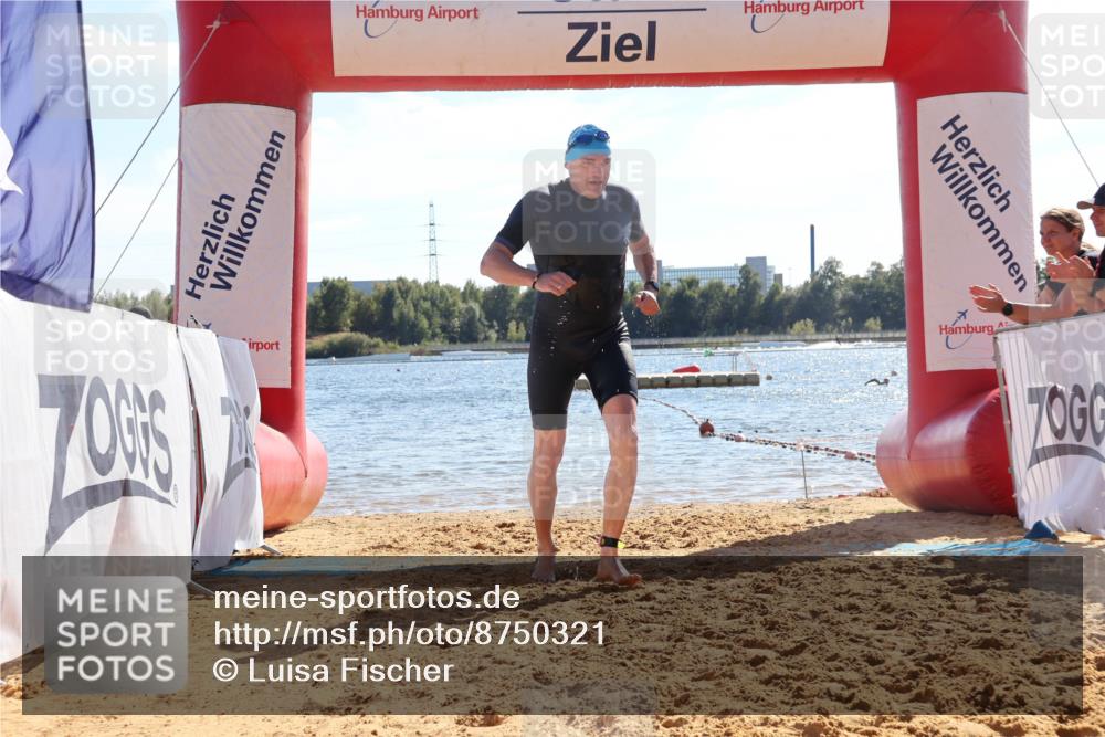 07.09.2025 - 19. Norderstedt Triathlon Luisa Fischer http://msf.ph/oto/8750321 07.09.2025 15:19:35 Schwimmen 371, 386, 1452 meine-sportfotos.de