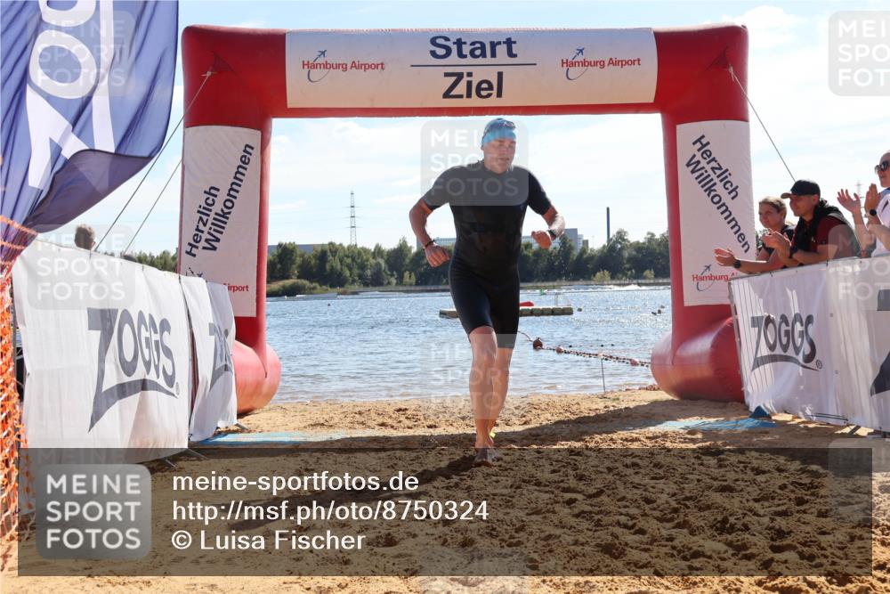 07.09.2025 - 19. Norderstedt Triathlon Luisa Fischer http://msf.ph/oto/8750324 07.09.2025 15:19:36 Schwimmen 371, 386, 1452 meine-sportfotos.de