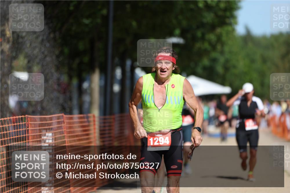 07.09.2025 - 19. Norderstedt Triathlon Michael Strokosch http://msf.ph/oto/8750327 07.09.2025 12:43:12 Laufen 732, 818, 1294, 1351, 1379 meine-sportfotos.de
