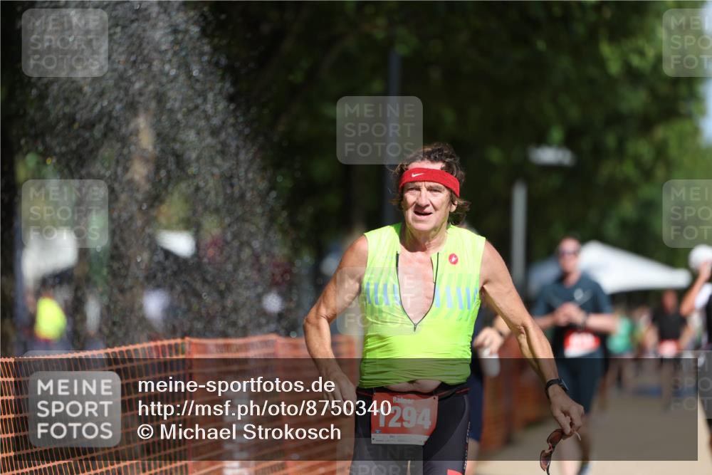 07.09.2025 - 19. Norderstedt Triathlon Michael Strokosch http://msf.ph/oto/8750340 07.09.2025 12:43:13 Laufen 732, 818, 1294, 1351, 1379 meine-sportfotos.de