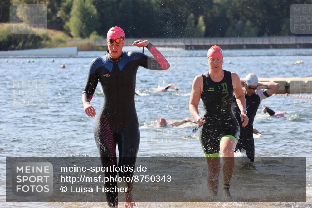 07.09.2025 - 19. Norderstedt Triathlon Luisa Fischer http://msf.ph/oto/8750343 07.09.2025 11:15:34 Schwimmen 1258, 1333 meine-sportfotos.de