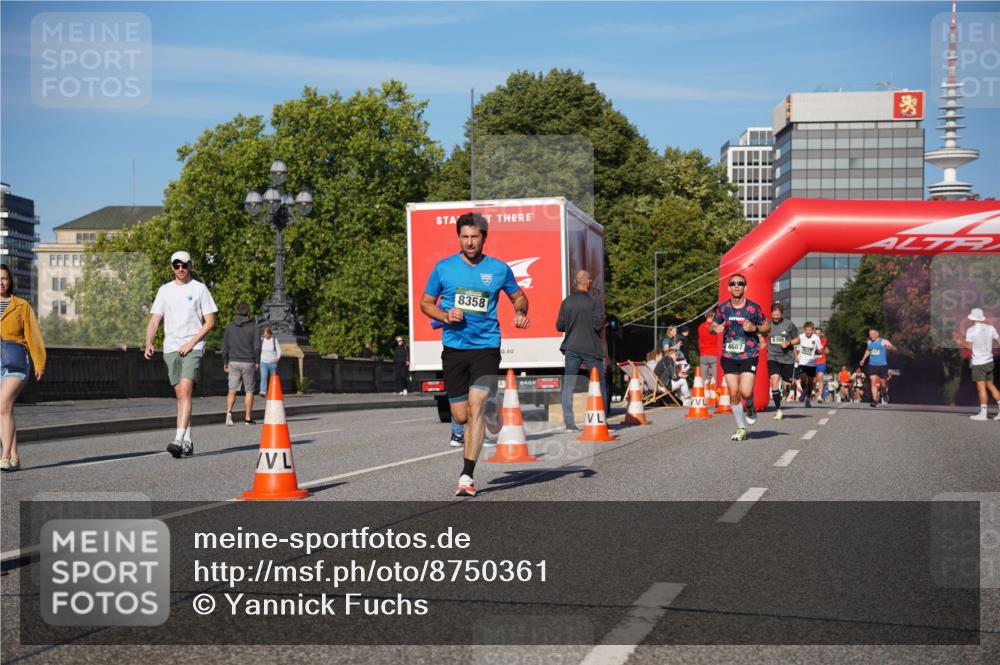 07.09.2025 - BARMER Alsterlauf Yannick Fuchs http://msf.ph/oto/8750361 07.09.2025 09:34:51 Laufen 8358, 4687, 8389 meine-sportfotos.de