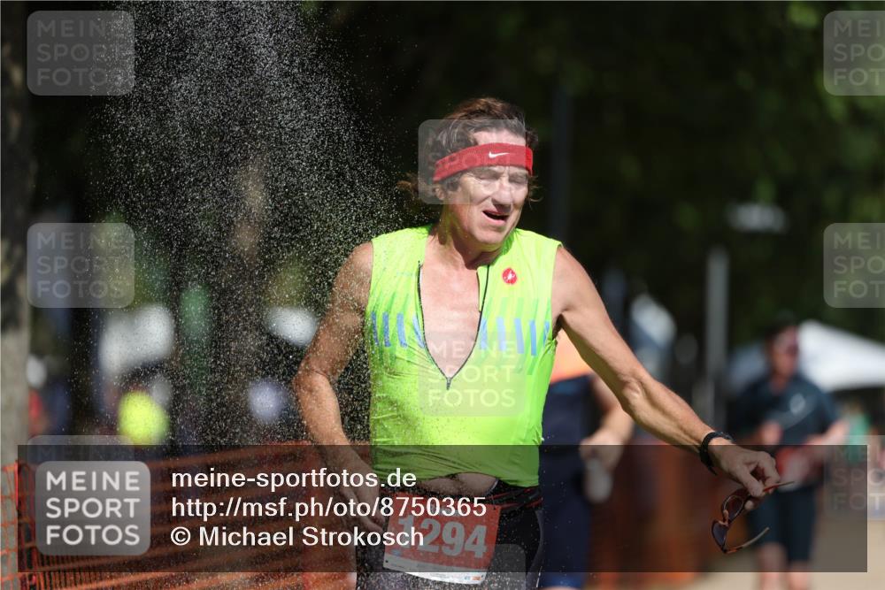 07.09.2025 - 19. Norderstedt Triathlon Michael Strokosch http://msf.ph/oto/8750365 07.09.2025 12:43:14 Laufen 818, 1294, 1351, 1379 meine-sportfotos.de