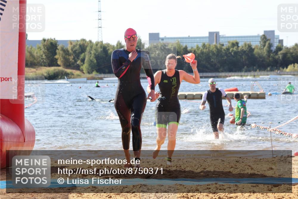 07.09.2025 - 19. Norderstedt Triathlon Luisa Fischer http://msf.ph/oto/8750371 07.09.2025 11:15:36 Schwimmen 768, 1258, 1333 meine-sportfotos.de