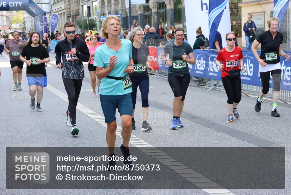 07.09.2025 - BARMER Alsterlauf Strokosch-Dieckow http://msf.ph/oto/8750373 07.09.2025 10:15:41 Ziel 2321, 2343, 2354, 2407, 2690, 2943, 2961, 2974, 3014, 3061, 3429, 3430, 3539, 3621, 3648, 3649, 3742, 3772, 3817, 4221, 4315, 4468, 4538, 4719, 4720, 4768, 5121, 5563, 8222 meine-sportfotos.de