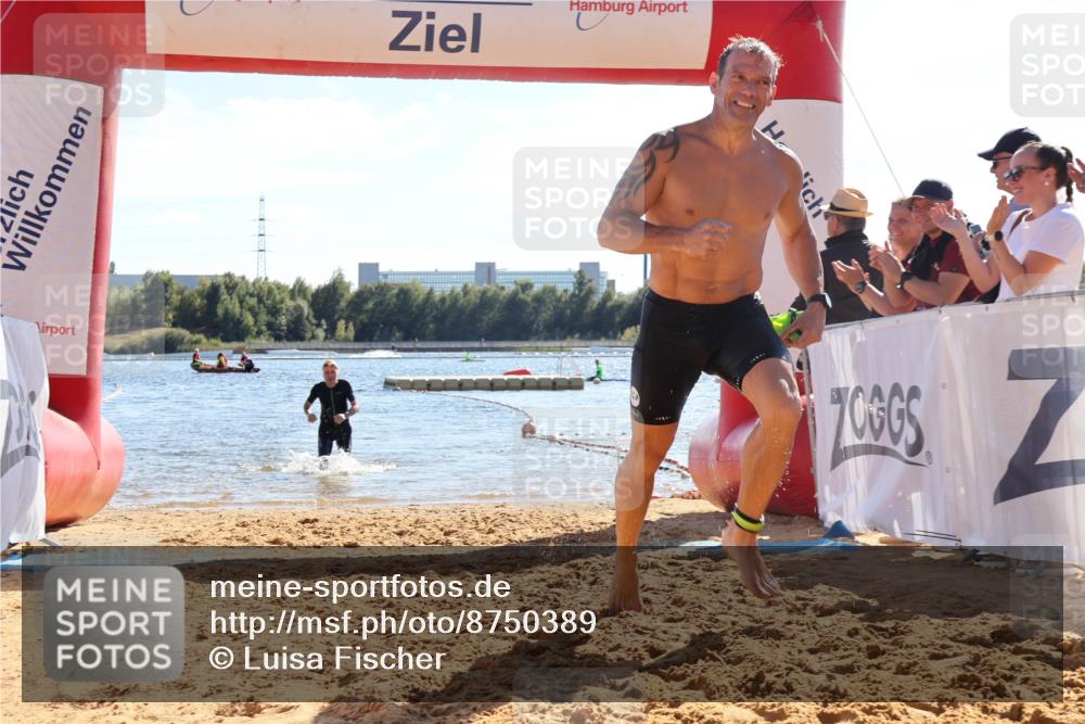 07.09.2025 - 19. Norderstedt Triathlon Luisa Fischer http://msf.ph/oto/8750389 07.09.2025 15:23:49 Schwimmen 1448 meine-sportfotos.de