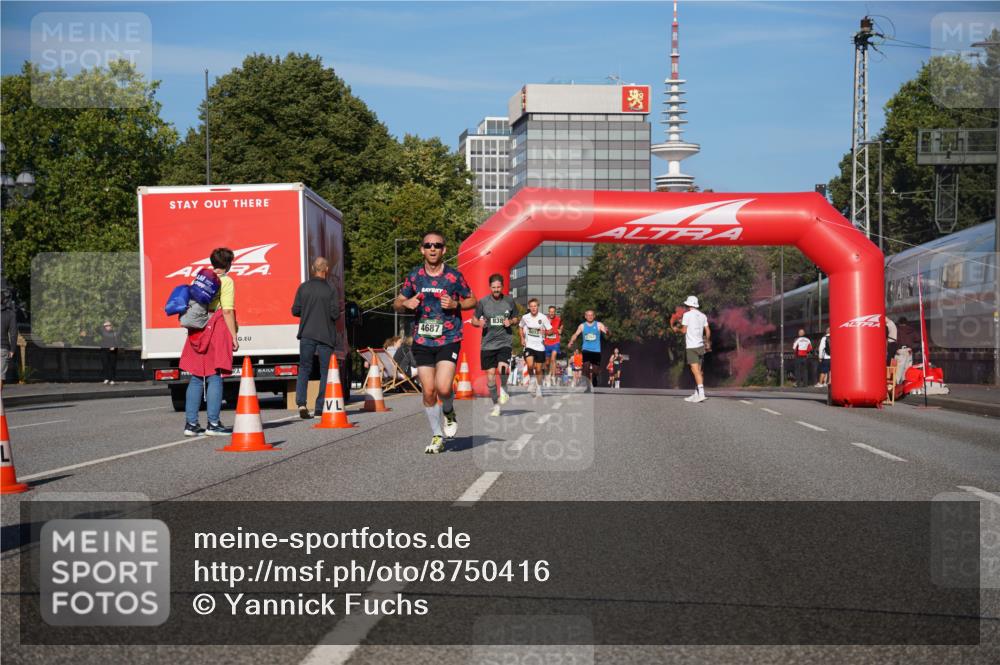 07.09.2025 - BARMER Alsterlauf Yannick Fuchs http://msf.ph/oto/8750416 07.09.2025 09:34:52 Laufen 4687 meine-sportfotos.de