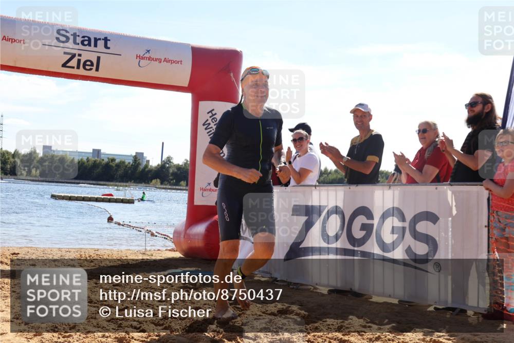 07.09.2025 - 19. Norderstedt Triathlon Luisa Fischer http://msf.ph/oto/8750437 07.09.2025 15:23:58 Schwimmen 1437, 1448 meine-sportfotos.de