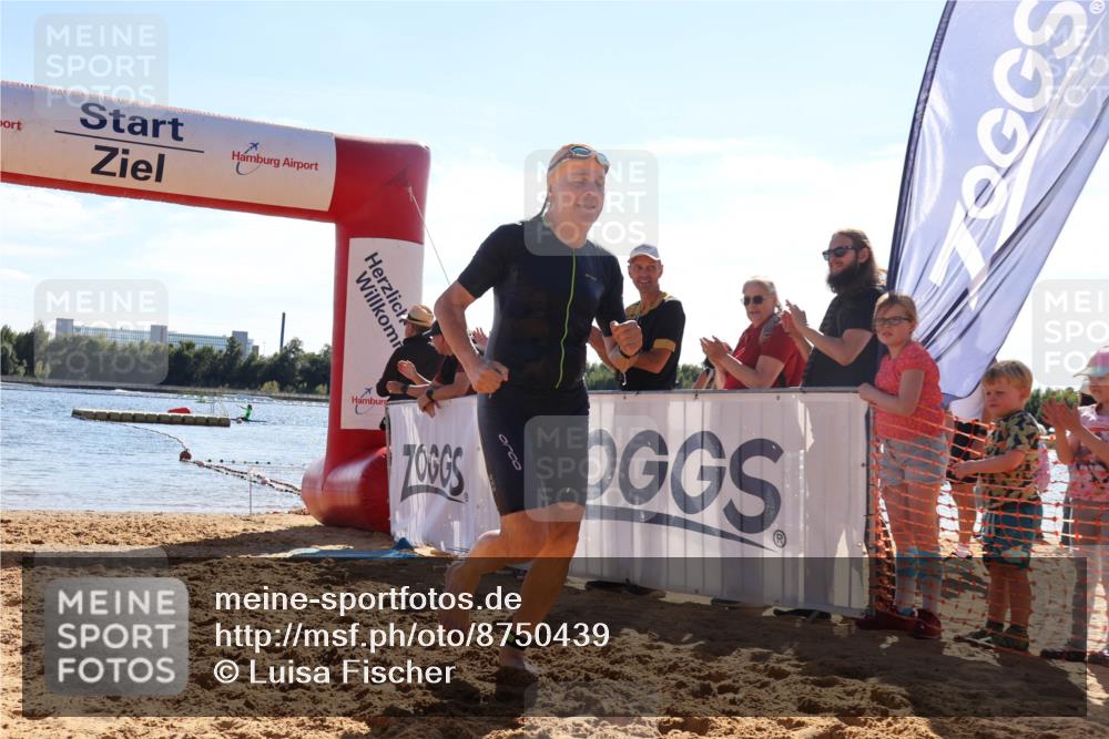 07.09.2025 - 19. Norderstedt Triathlon Luisa Fischer http://msf.ph/oto/8750439 07.09.2025 15:23:58 Schwimmen 1437, 1448 meine-sportfotos.de