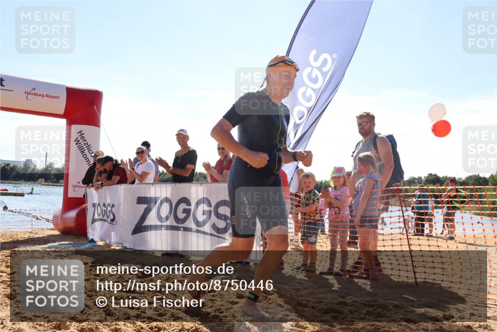 07.09.2025 - 19. Norderstedt Triathlon Luisa Fischer http://msf.ph/oto/8750446 07.09.2025 15:23:59 Schwimmen 1437, 1448 meine-sportfotos.de
