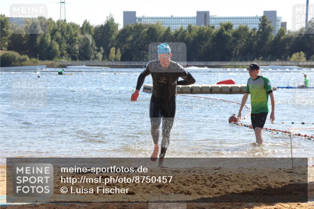07.09.2025 - 19. Norderstedt Triathlon Luisa Fischer http://msf.ph/oto/8750457 07.09.2025 15:26:05 Schwimmen 504 meine-sportfotos.de