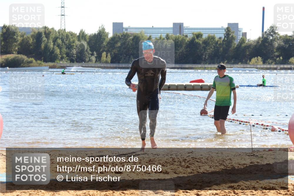 07.09.2025 - 19. Norderstedt Triathlon Luisa Fischer http://msf.ph/oto/8750466 07.09.2025 15:26:05 Schwimmen 504 meine-sportfotos.de