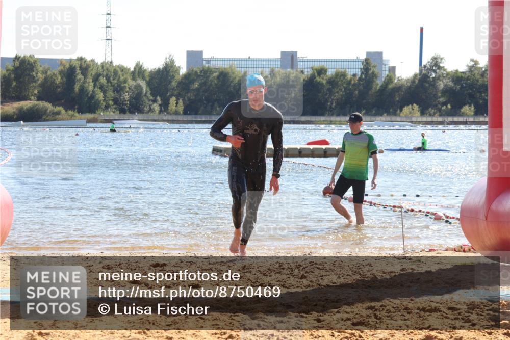 07.09.2025 - 19. Norderstedt Triathlon Luisa Fischer http://msf.ph/oto/8750469 07.09.2025 15:26:05 Schwimmen 504 meine-sportfotos.de