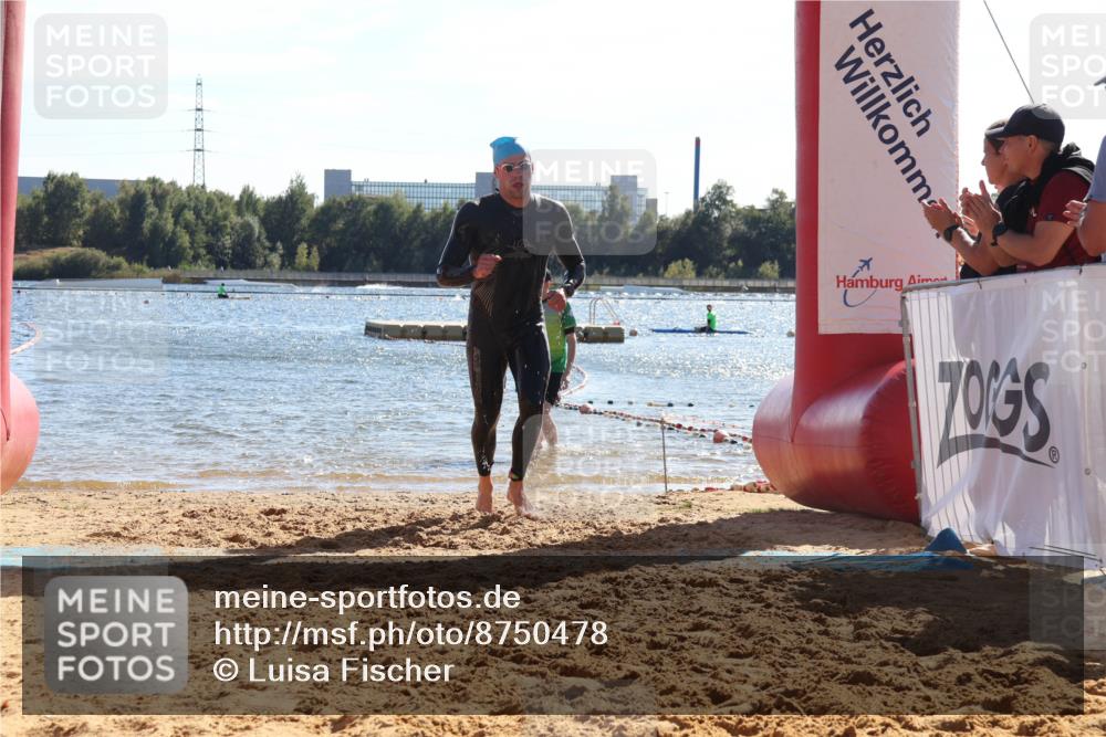 07.09.2025 - 19. Norderstedt Triathlon Luisa Fischer http://msf.ph/oto/8750478 07.09.2025 15:26:06 Schwimmen 504 meine-sportfotos.de