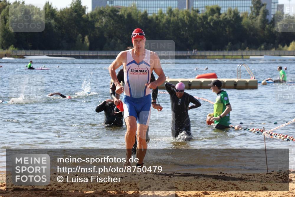 07.09.2025 - 19. Norderstedt Triathlon Luisa Fischer http://msf.ph/oto/8750479 07.09.2025 11:15:53 Schwimmen 237, 768, 1348, 1363 meine-sportfotos.de