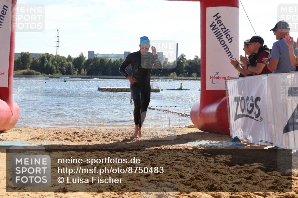07.09.2025 - 19. Norderstedt Triathlon Luisa Fischer http://msf.ph/oto/8750483 07.09.2025 15:26:07 Schwimmen 504 meine-sportfotos.de