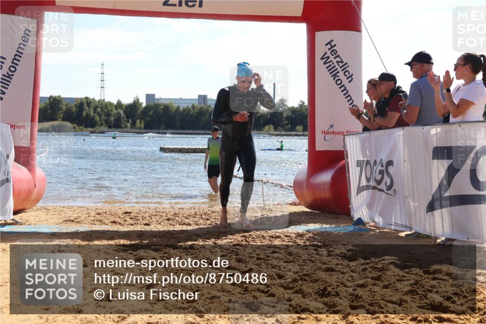 07.09.2025 - 19. Norderstedt Triathlon Luisa Fischer http://msf.ph/oto/8750486 07.09.2025 15:26:07 Schwimmen 504 meine-sportfotos.de