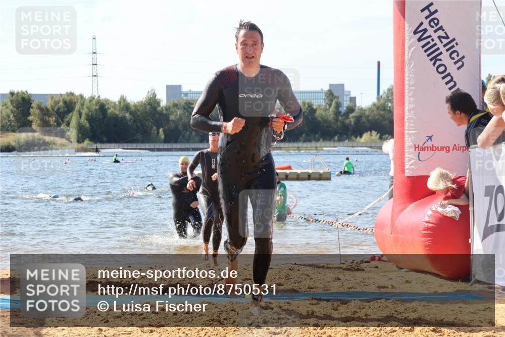 07.09.2025 - 19. Norderstedt Triathlon Luisa Fischer http://msf.ph/oto/8750531 07.09.2025 11:15:58 Schwimmen 186, 190, 237, 1348, 1363 meine-sportfotos.de