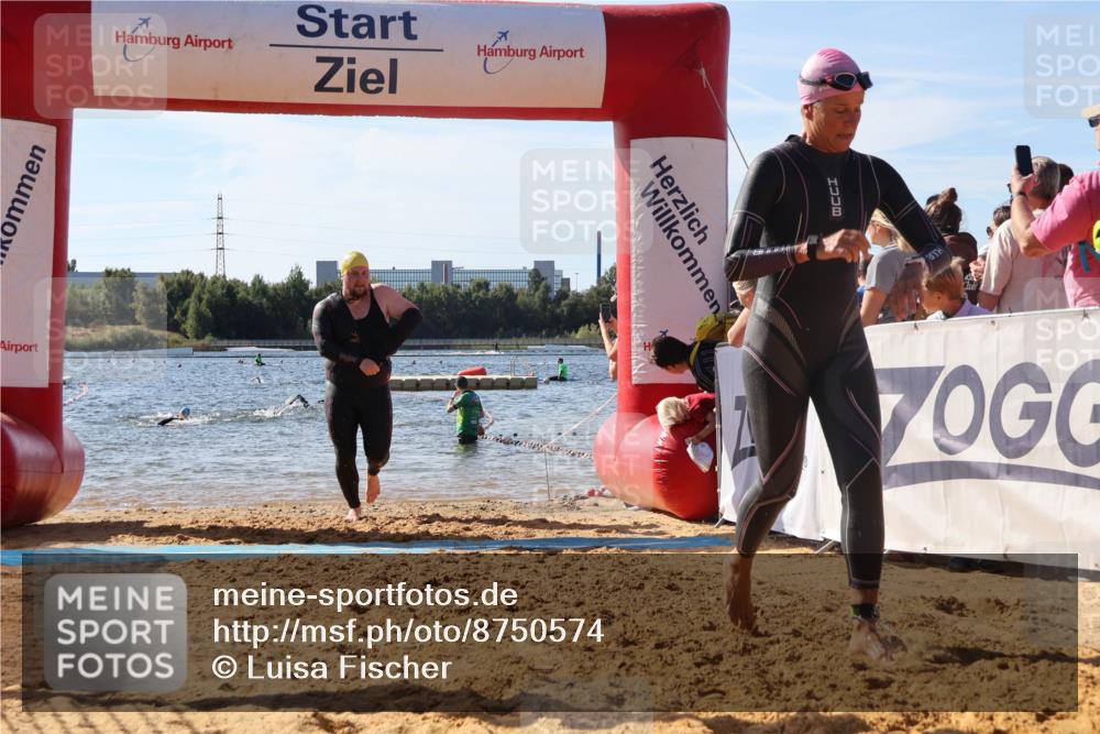 07.09.2025 - 19. Norderstedt Triathlon Luisa Fischer http://msf.ph/oto/8750574 07.09.2025 11:16:03 Schwimmen 186, 190, 1348, 1363 meine-sportfotos.de