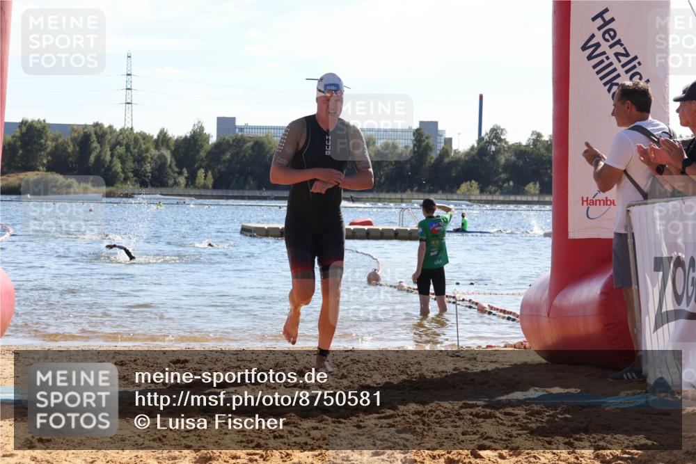 07.09.2025 - 19. Norderstedt Triathlon Luisa Fischer http://msf.ph/oto/8750581 07.09.2025 15:27:24 Schwimmen 508 meine-sportfotos.de