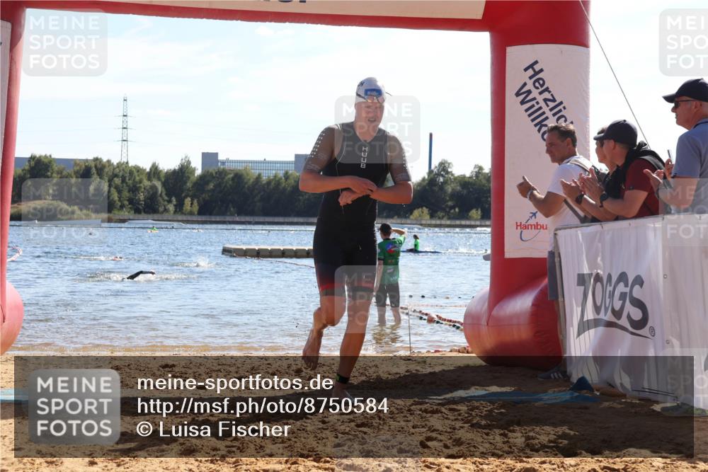 07.09.2025 - 19. Norderstedt Triathlon Luisa Fischer http://msf.ph/oto/8750584 07.09.2025 15:27:25 Schwimmen 508 meine-sportfotos.de