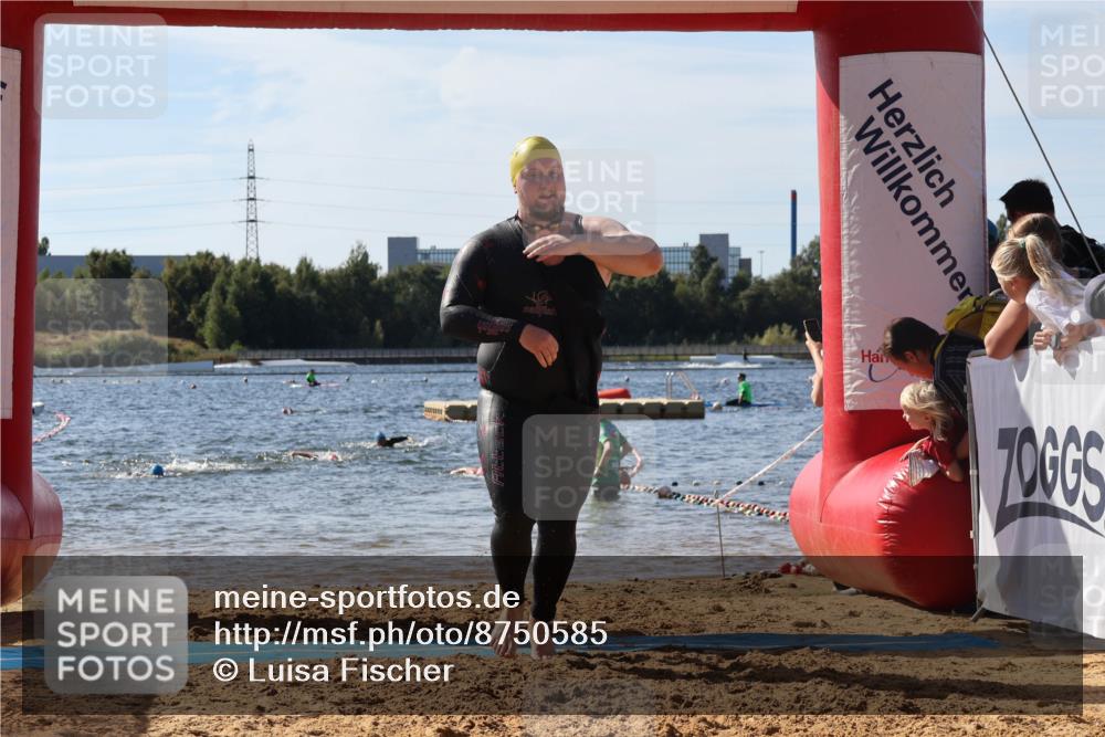 07.09.2025 - 19. Norderstedt Triathlon Luisa Fischer http://msf.ph/oto/8750585 07.09.2025 11:16:04 Schwimmen 186, 190, 1348, 1363 meine-sportfotos.de