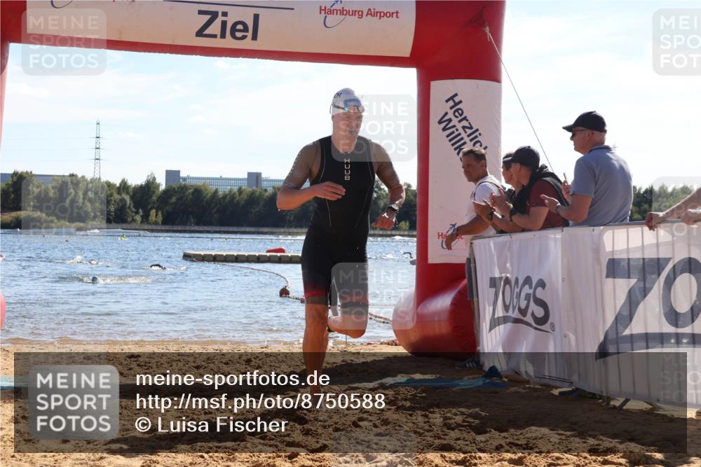 07.09.2025 - 19. Norderstedt Triathlon Luisa Fischer http://msf.ph/oto/8750588 07.09.2025 15:27:25 Schwimmen 508 meine-sportfotos.de