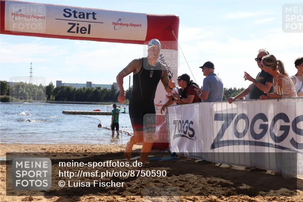 07.09.2025 - 19. Norderstedt Triathlon Luisa Fischer http://msf.ph/oto/8750590 07.09.2025 15:27:25 Schwimmen 508 meine-sportfotos.de