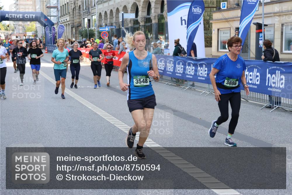 07.09.2025 - BARMER Alsterlauf Strokosch-Dieckow http://msf.ph/oto/8750594 07.09.2025 10:15:37 Ziel 2321, 2343, 2354, 2407, 2690, 2943, 2961, 2974, 3002, 3014, 3539, 3540, 3621, 3648, 3649, 3742, 3772, 3774, 3781, 3817, 4209, 4221, 4268, 4315, 4318, 4468, 4538, 4719, 4720, 4768, 5121, 5507, 5563, 5761, 8222 meine-sportfotos.de