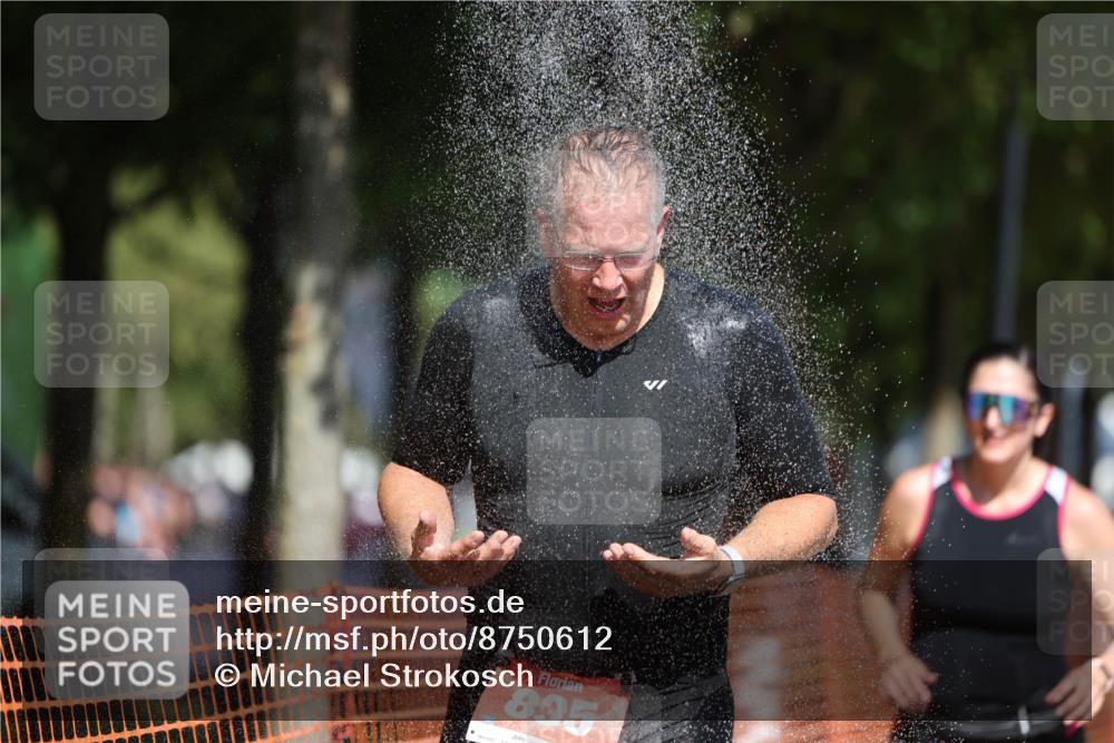 07.09.2025 - 19. Norderstedt Triathlon Michael Strokosch http://msf.ph/oto/8750612 07.09.2025 12:43:33 Laufen 835, 1268, 1380 meine-sportfotos.de