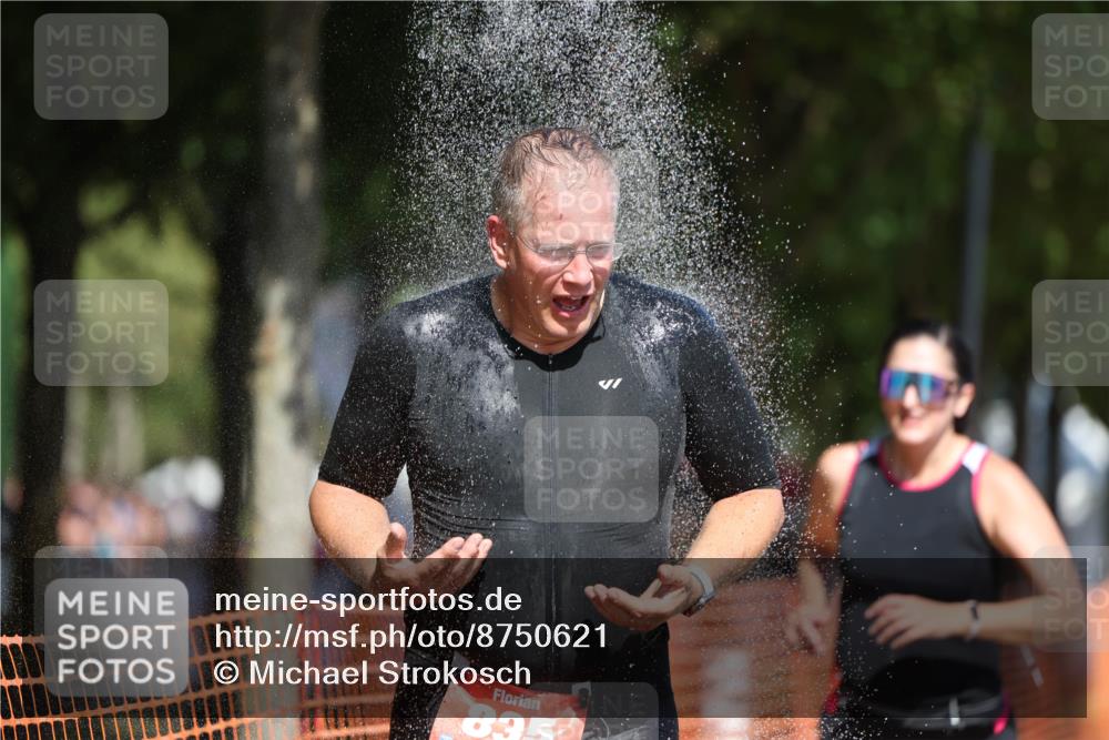 07.09.2025 - 19. Norderstedt Triathlon Michael Strokosch http://msf.ph/oto/8750621 07.09.2025 12:43:33 Laufen 835, 1268, 1380 meine-sportfotos.de