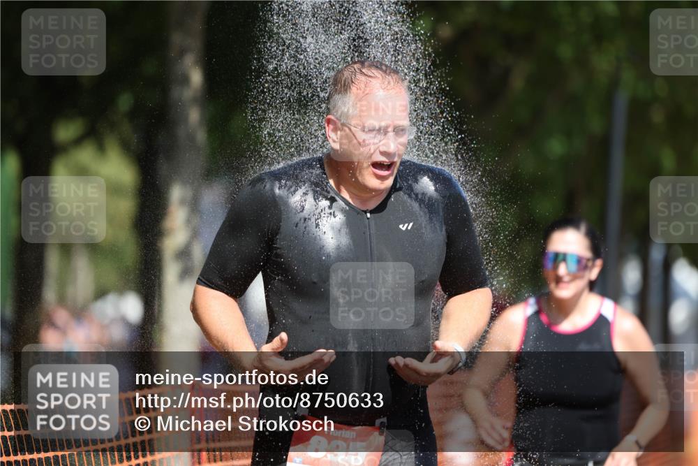 07.09.2025 - 19. Norderstedt Triathlon Michael Strokosch http://msf.ph/oto/8750633 07.09.2025 12:43:33 Laufen 835, 1268, 1380 meine-sportfotos.de