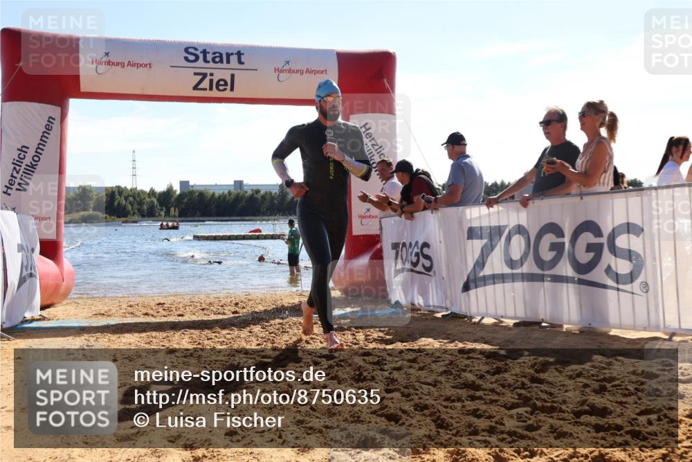 07.09.2025 - 19. Norderstedt Triathlon Luisa Fischer http://msf.ph/oto/8750635 07.09.2025 15:27:43 Schwimmen 514 meine-sportfotos.de