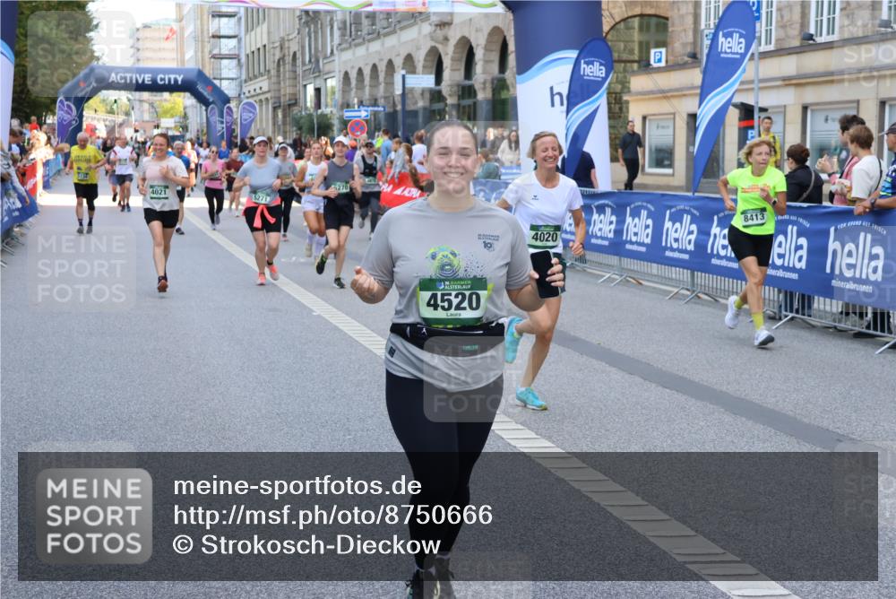07.09.2025 - BARMER Alsterlauf Strokosch-Dieckow http://msf.ph/oto/8750666 07.09.2025 10:15:20 Ziel 2132, 2698, 2950, 3002, 3540, 3774, 3776, 3781, 4007, 4209, 4210, 4268, 4318, 4473, 5507, 5761, 6047, 6263, 6266, 6267, 6273, 8310 meine-sportfotos.de