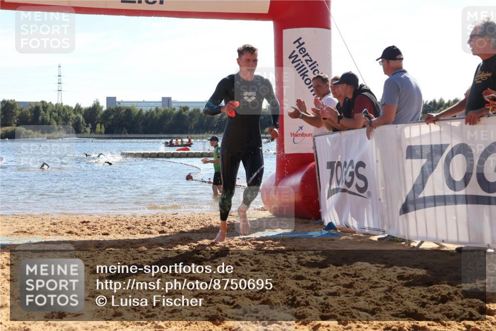 07.09.2025 - 19. Norderstedt Triathlon Luisa Fischer http://msf.ph/oto/8750695 07.09.2025 15:27:57 Schwimmen 517, 537 meine-sportfotos.de