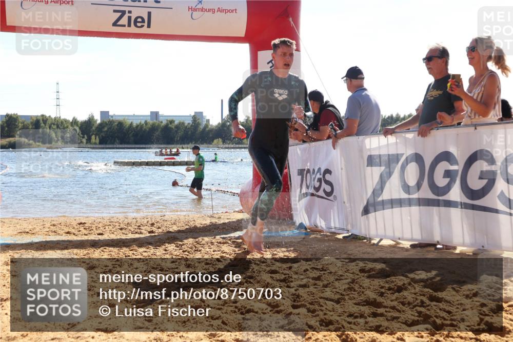 07.09.2025 - 19. Norderstedt Triathlon Luisa Fischer http://msf.ph/oto/8750703 07.09.2025 15:27:57 Schwimmen 517, 537 meine-sportfotos.de