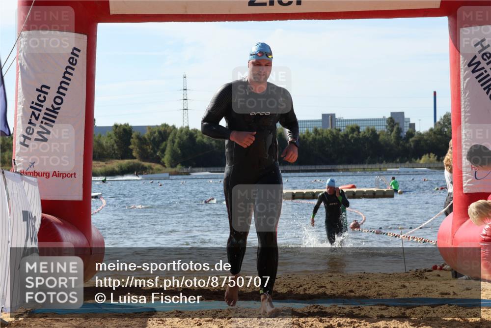 07.09.2025 - 19. Norderstedt Triathlon Luisa Fischer http://msf.ph/oto/8750707 07.09.2025 11:16:29 Schwimmen 281, 793, 837, 1244, 1334 meine-sportfotos.de