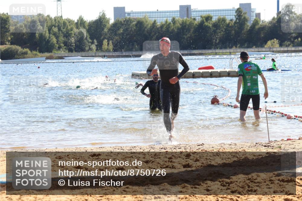 07.09.2025 - 19. Norderstedt Triathlon Luisa Fischer http://msf.ph/oto/8750726 07.09.2025 15:28:15 Schwimmen 498 meine-sportfotos.de
