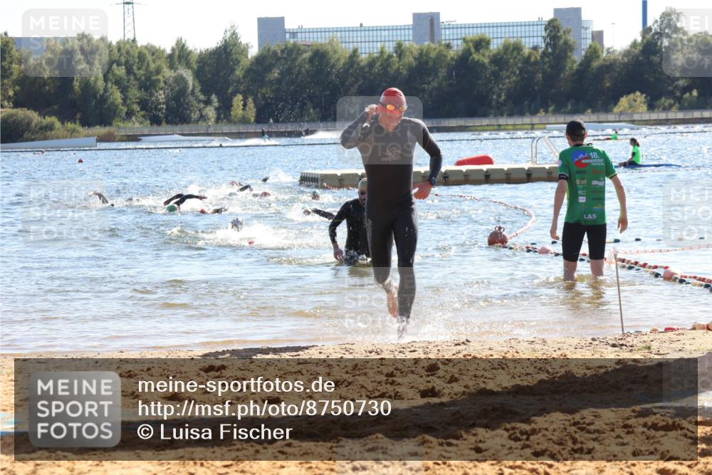 07.09.2025 - 19. Norderstedt Triathlon Luisa Fischer http://msf.ph/oto/8750730 07.09.2025 15:28:15 Schwimmen 498 meine-sportfotos.de