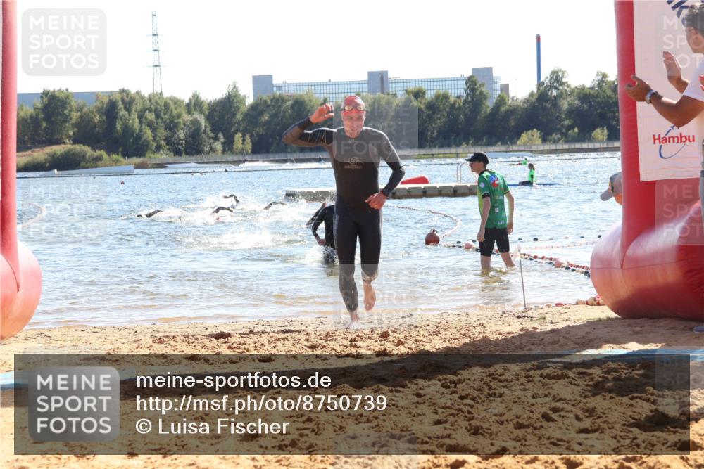 07.09.2025 - 19. Norderstedt Triathlon Luisa Fischer http://msf.ph/oto/8750739 07.09.2025 15:28:16 Schwimmen 498 meine-sportfotos.de