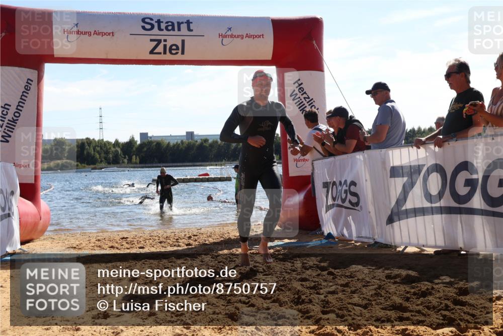 07.09.2025 - 19. Norderstedt Triathlon Luisa Fischer http://msf.ph/oto/8750757 07.09.2025 15:28:18 Schwimmen 498, 550 meine-sportfotos.de