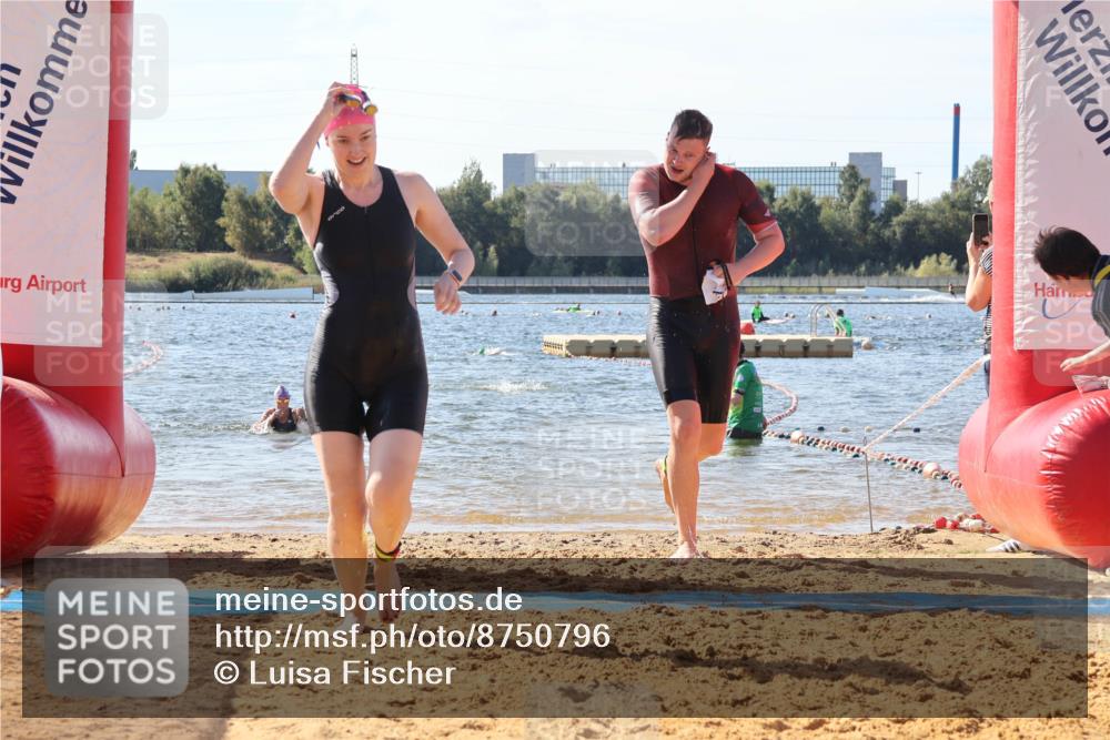 07.09.2025 - 19. Norderstedt Triathlon Luisa Fischer http://msf.ph/oto/8750796 07.09.2025 11:17:09 Schwimmen 280, 1288 meine-sportfotos.de