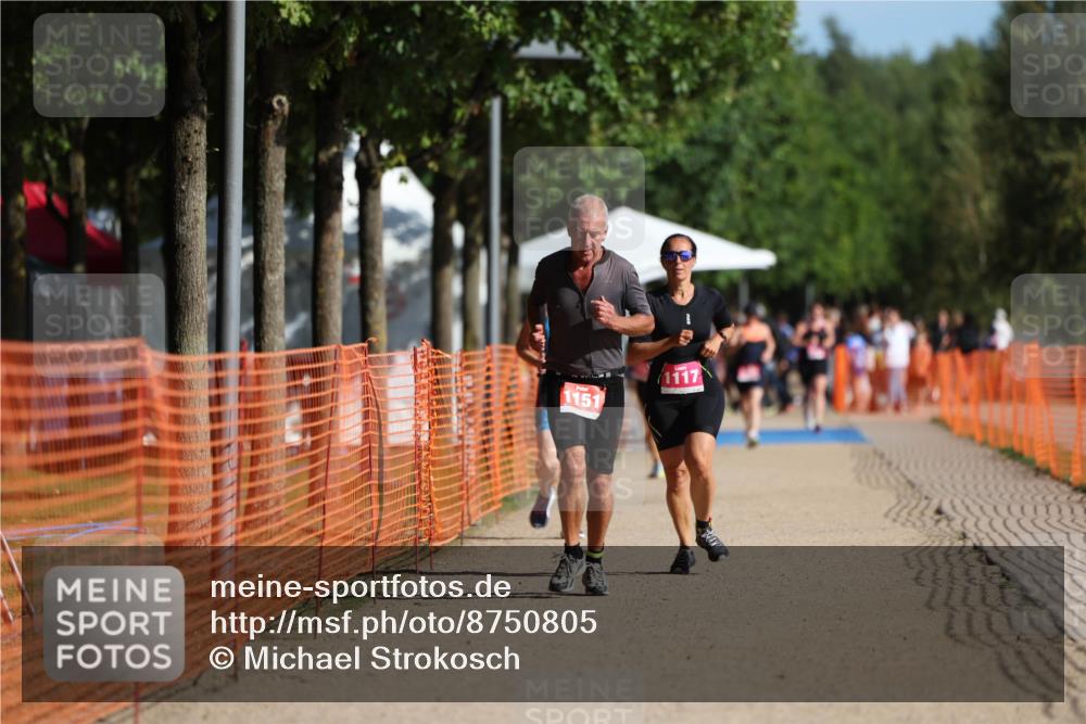 07.09.2025 - 19. Norderstedt Triathlon Michael Strokosch http://msf.ph/oto/8750805 07.09.2025 10:31:36 Laufen 1117, 1151 meine-sportfotos.de