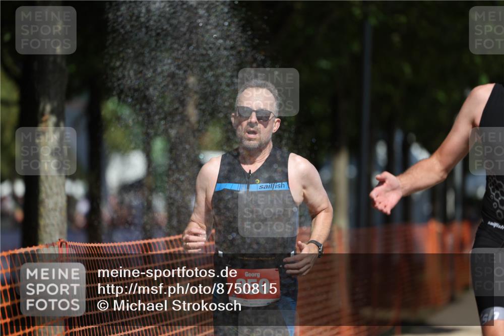 07.09.2025 - 19. Norderstedt Triathlon Michael Strokosch http://msf.ph/oto/8750815 07.09.2025 12:44:14 Laufen 212, 701, 850 meine-sportfotos.de