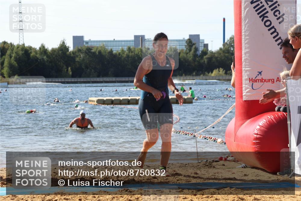 07.09.2025 - 19. Norderstedt Triathlon Luisa Fischer http://msf.ph/oto/8750832 07.09.2025 11:17:22 Schwimmen 280, 773 meine-sportfotos.de