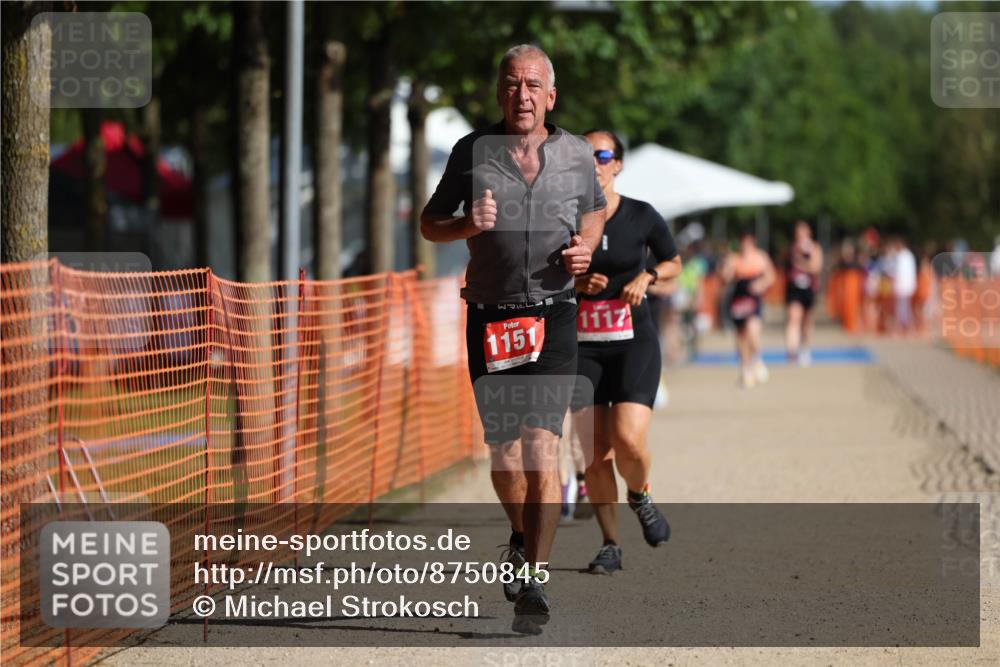 07.09.2025 - 19. Norderstedt Triathlon Michael Strokosch http://msf.ph/oto/8750845 07.09.2025 10:31:39 Laufen 1117, 1119, 1151 meine-sportfotos.de