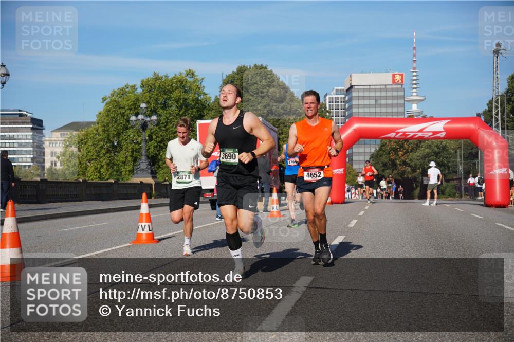 07.09.2025 - BARMER Alsterlauf Yannick Fuchs http://msf.ph/oto/8750853 07.09.2025 09:35:14 Laufen 2871, 3690, 2799, 4652 meine-sportfotos.de