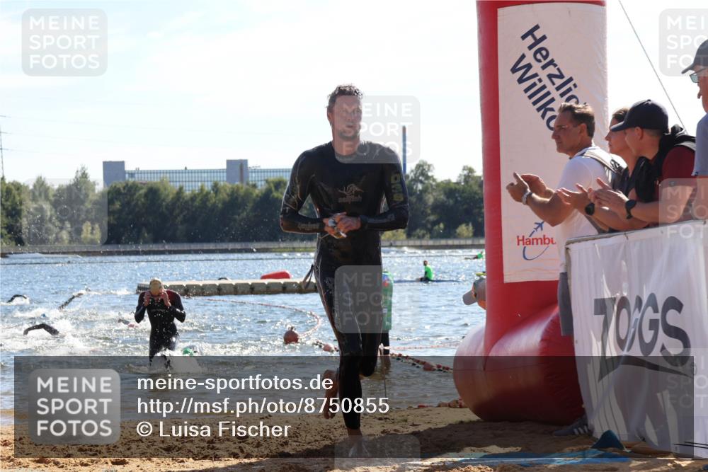 07.09.2025 - 19. Norderstedt Triathlon Luisa Fischer http://msf.ph/oto/8750855 07.09.2025 15:28:31 Schwimmen 499, 513, 550 meine-sportfotos.de